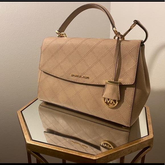 Michael Kors Bag - Picture 4 of 5